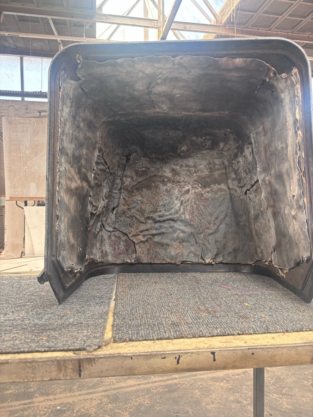 Lood geisoleerde motortunnel mercedes DuDo t2 406/407/508, Ophalen