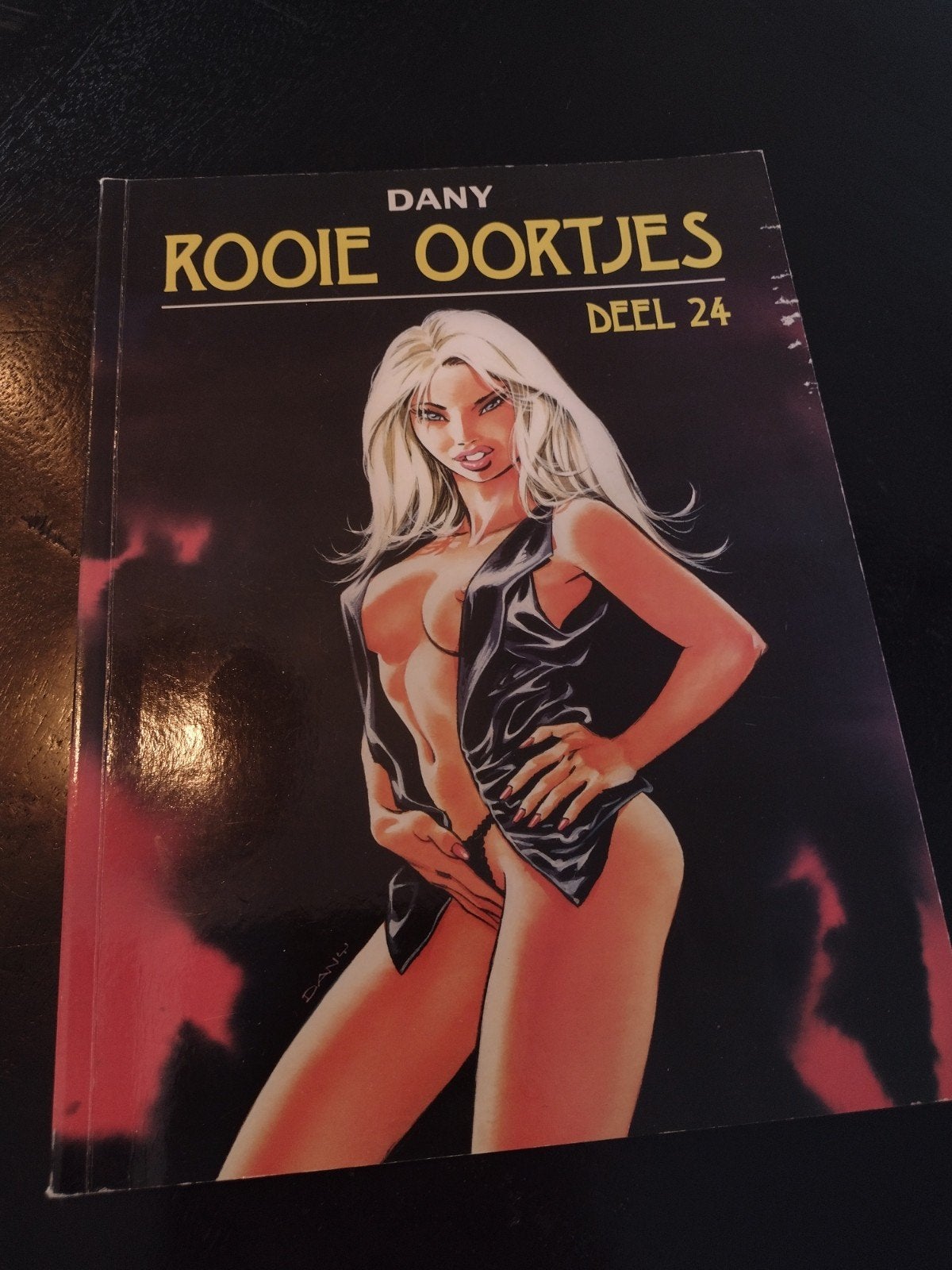 Dany Rooie Oortjes Deel 24, Boeken, Eén stripboek, Ophalen of Verzenden, Zo goed als nieuw