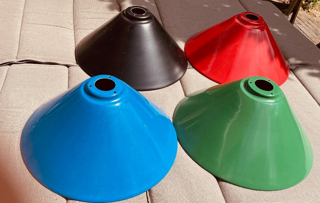 lampekapjes en boekdragers, Ophalen, Zo goed als nieuw