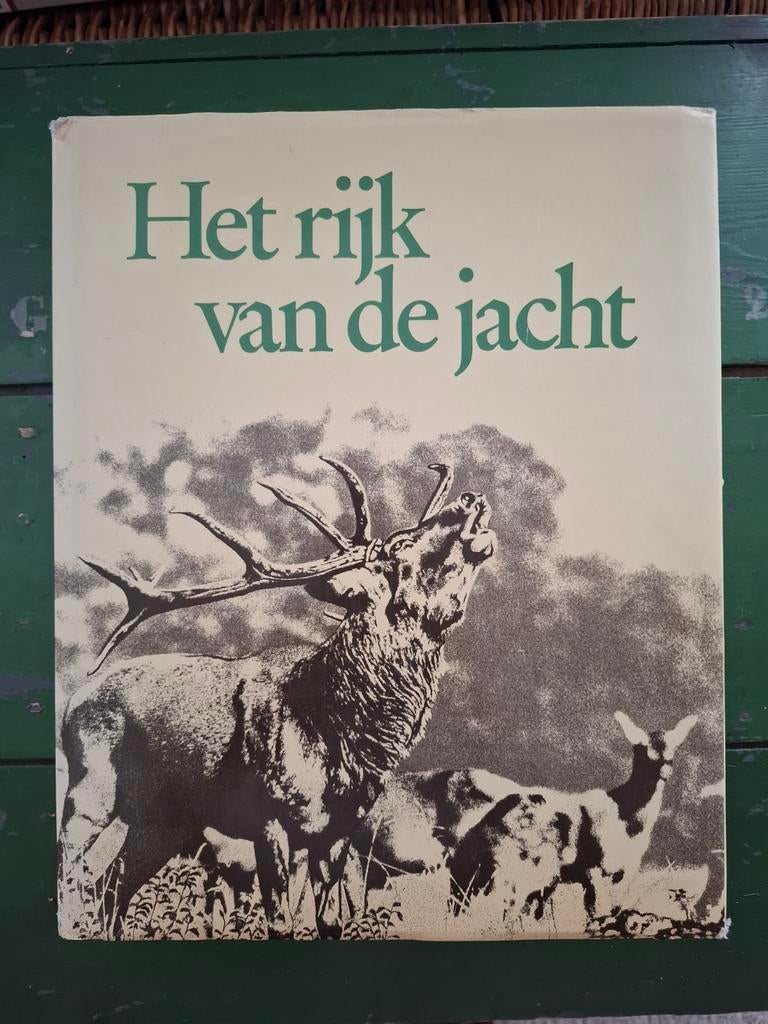 Het Rijk van de Jacht - Boek over jacht en dieren, Ophalen of Verzenden, Gelezen, Overige diersoorten, Ruth Bucher