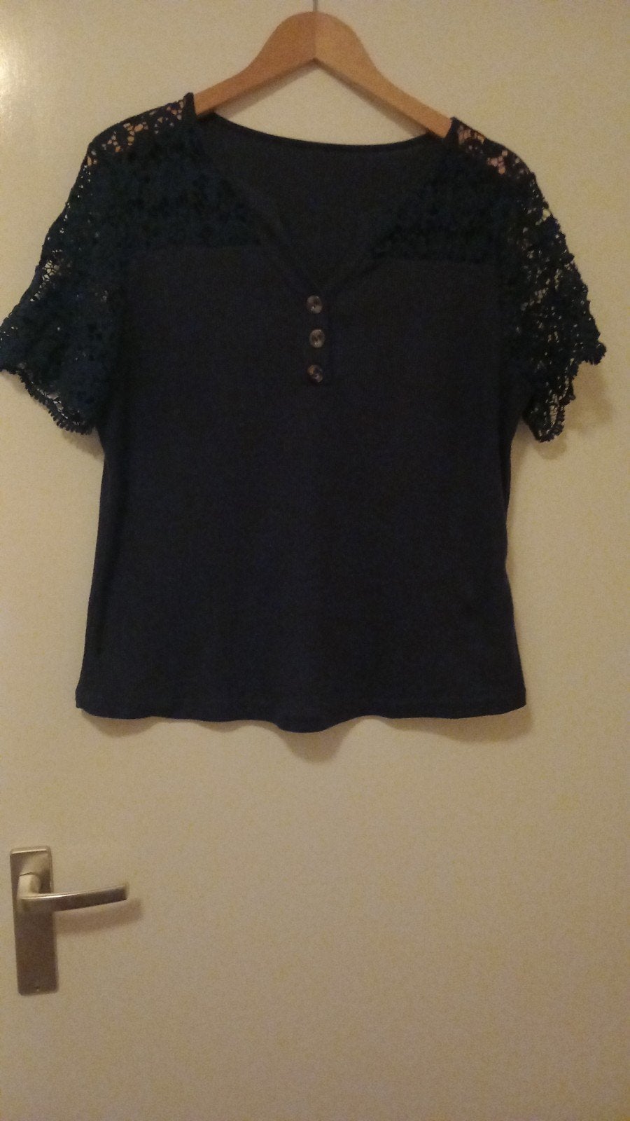 donkerblauw maat 40 kanten mouwtjes, Kleding | Dames, T-shirts, Maat 38/40 (M), Zo goed als nieuw, Korte mouw, Verzenden