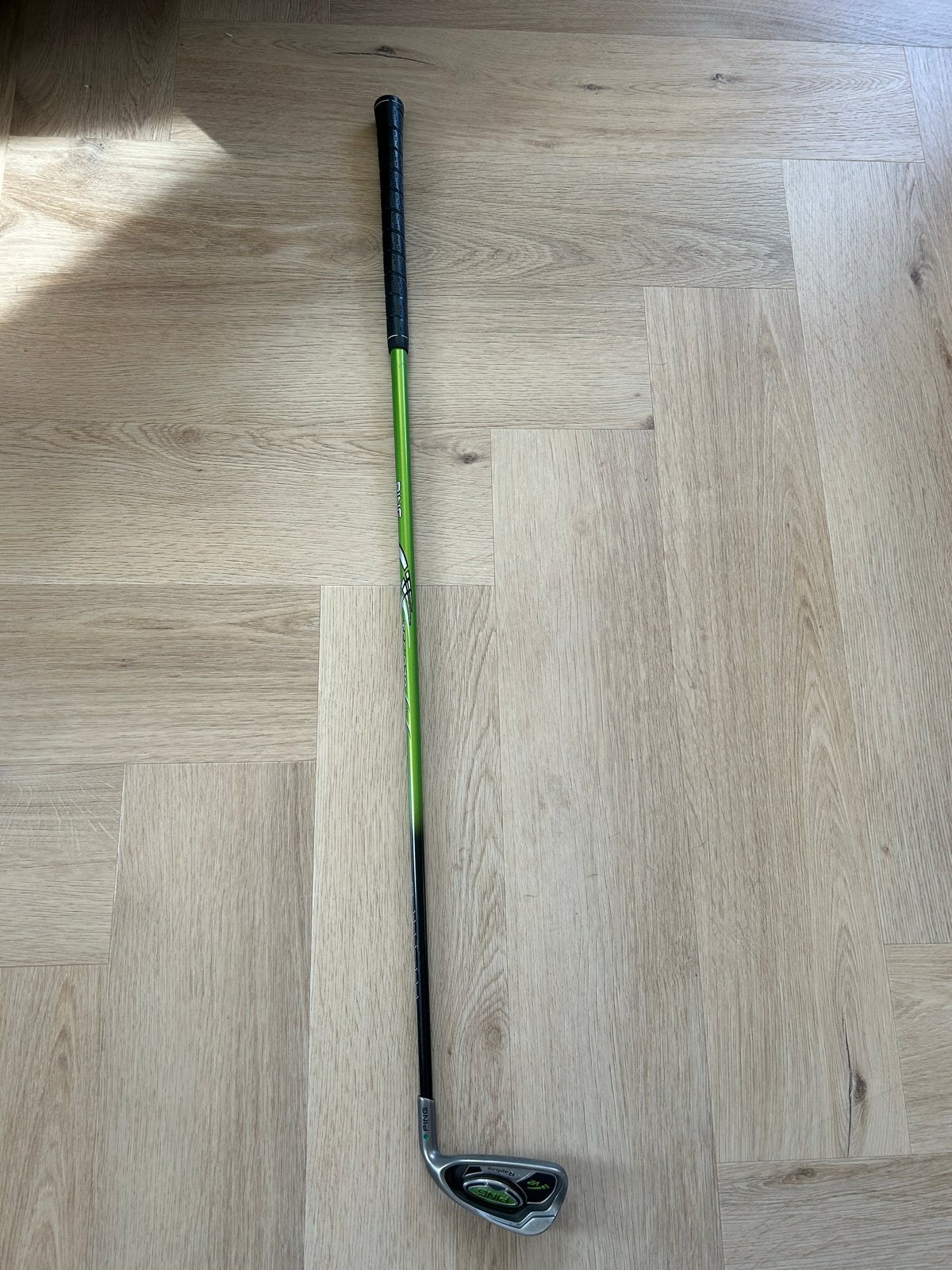 Ping ijzer 7 rapture V2 graphite shaft, Sport en Fitness, Golf, Ophalen of Verzenden, Gebruikt, Club, Ping