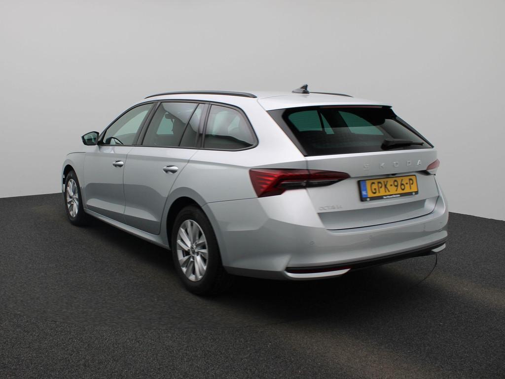 Skoda Octavia Combi 1.5 TSI MHEV Business Edition 115 PK | A, Auto's, Skoda, 12 maanden, Stof, 4 cilinders, 116 pk
