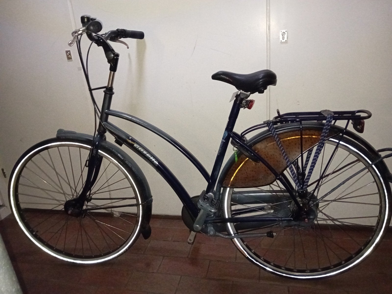 ZEER MOOIE EN GOEDE DAMESFIETS GAZELLE  MET 5 VERSNELLINGEN, Ophalen of Verzenden, Zo goed als nieuw, Gazelle, Versnellingen