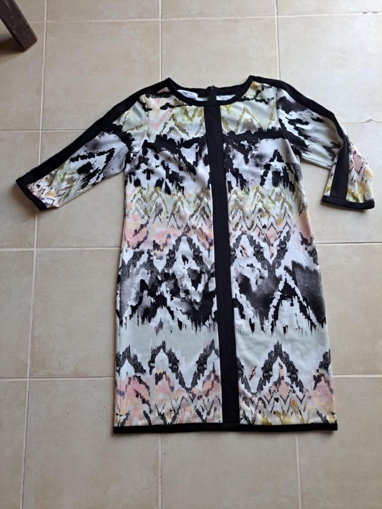 Piu Piu, jurk mt S, stretch, Kleding | Dames, Overige kleuren, Ophalen of Verzenden, Zo goed als nieuw, Boven de knie