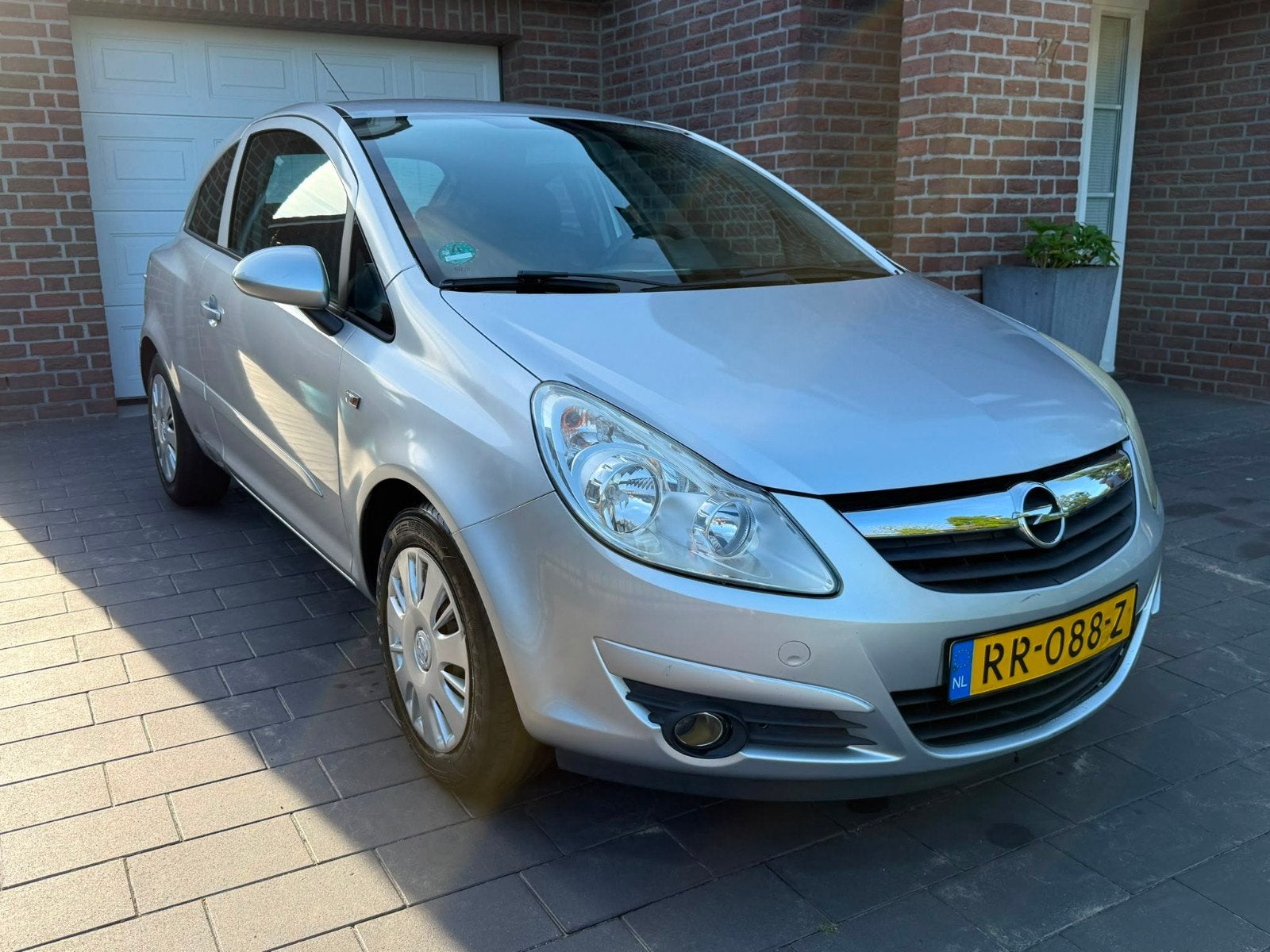 Opel Corsa 1.0 12V 3D 2006 Grijs, Auto's, Opel, Particulier, Corsa, Benzine, B, Hatchback, Handgeschakeld, Geïmporteerd, Zilver of Grijs
