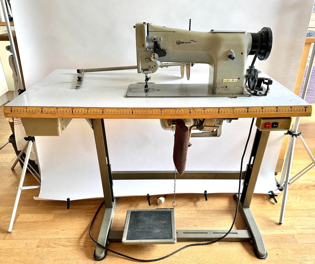 Industriële naaimachine Consew 206RB, Hobby en Vrije tijd, Naaimachines en Toebehoren, Gebruikt, Naaimachine, Lewenstein, Industrieel