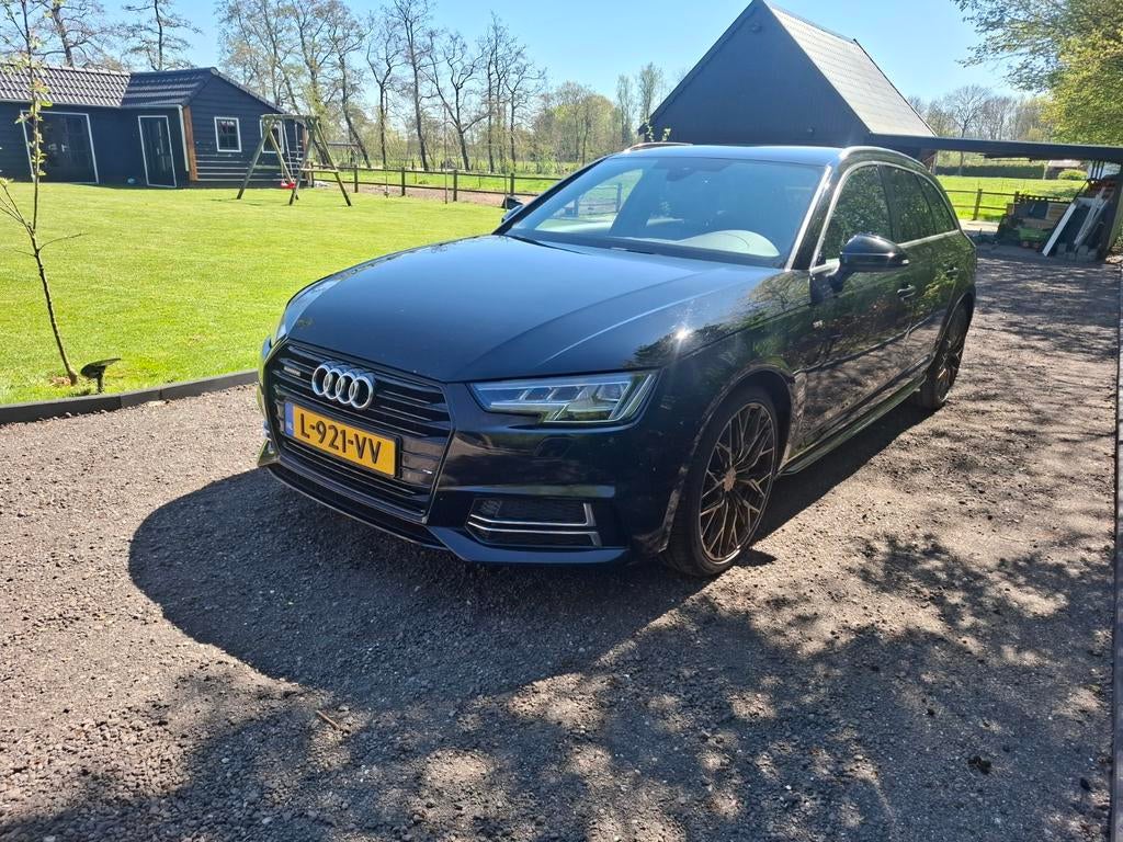 Audi A4 2.0 Tfsi Quatt 185KW AV S-t7 2016 Zwart, Auto's, 4 cilinders, 1984 cc, A4, Zwart