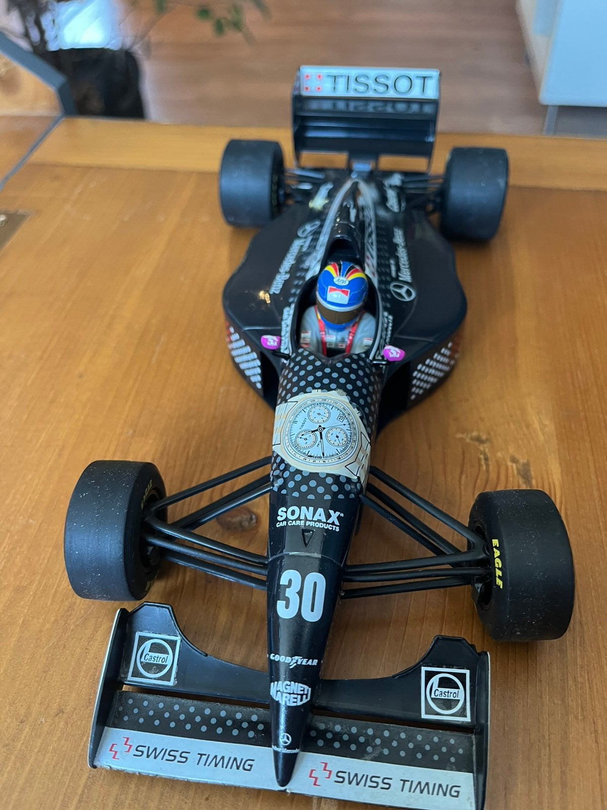F1 model 1:18 Sauber Mercedes C13, Ophalen of Verzenden, Zo goed als nieuw, Auto, MiniChamps