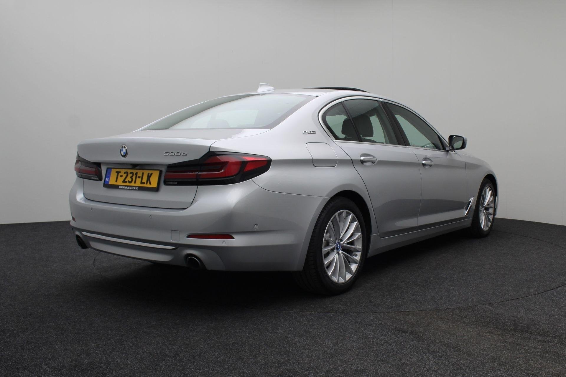 BMW 5-serie 530e iPerformance High Executive 2018 | Schuifka, Automaat, Achterwielaandrijving, Gebruikt, 4 cilinders