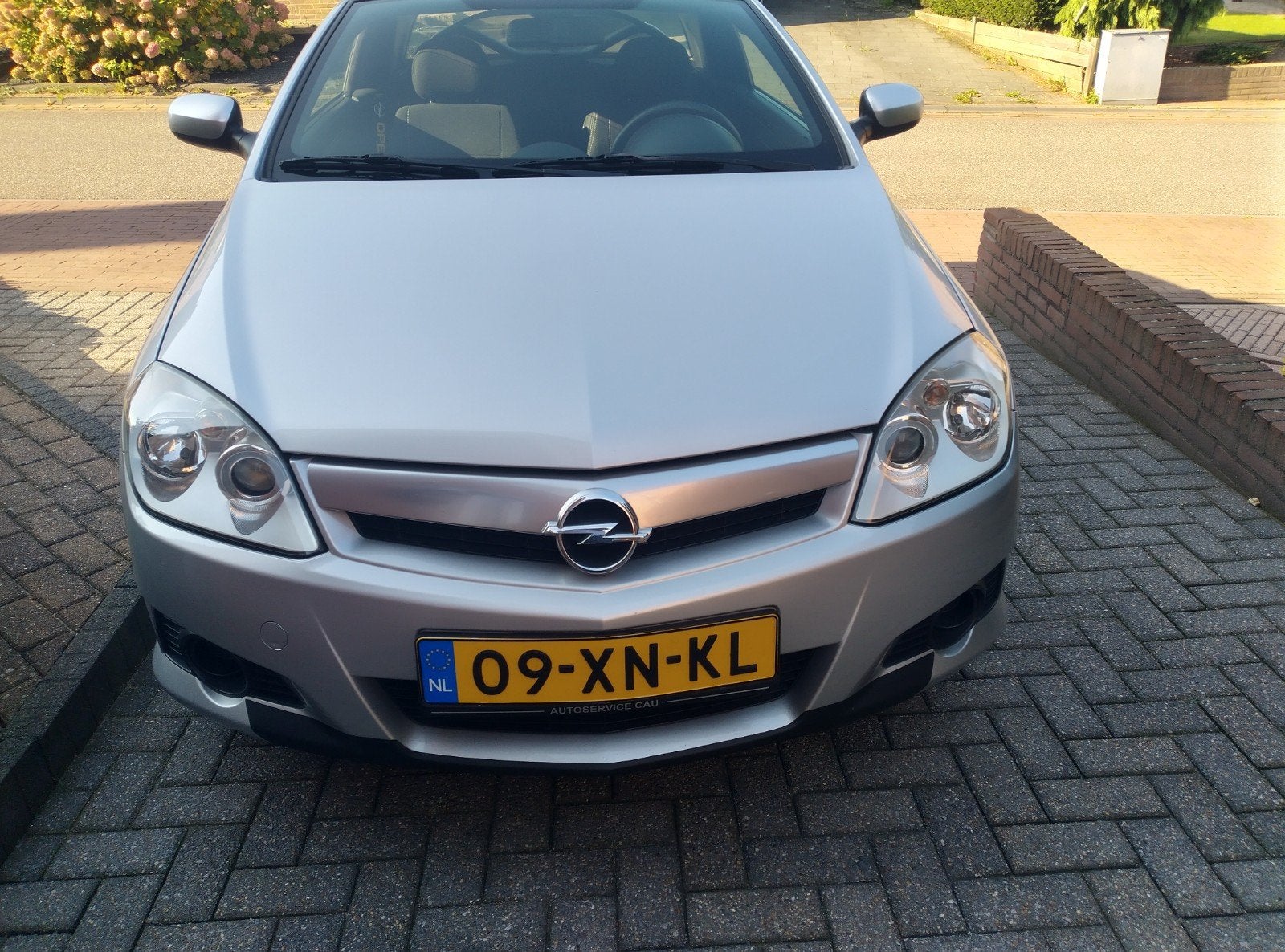 Opel Tigra 1.4 16V Twintop 2007 Grijs, Voorwielaandrijving, 4 cilinders, Cabriolet, 49 €/maand