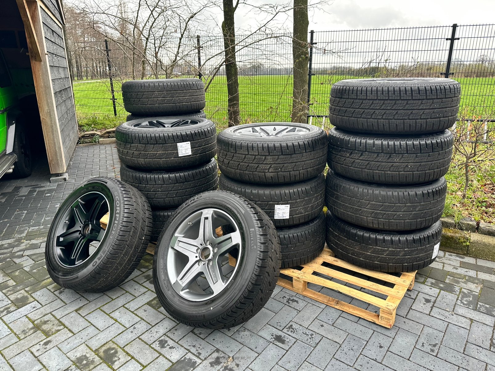 19 Inch Amg Origineel Mercedes G-Klasse W463 G55 Amg, Auto-onderdelen, Banden en Velgen, 19 inch, 275 mm, Banden en Velgen, Winterbanden