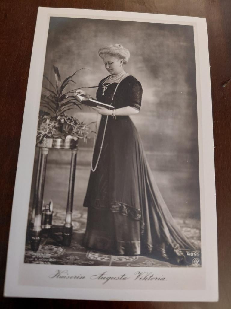 KAIZERIN  AUGUSTE  VIKTORIA, Ophalen of Verzenden, Kaart, Foto of Prent