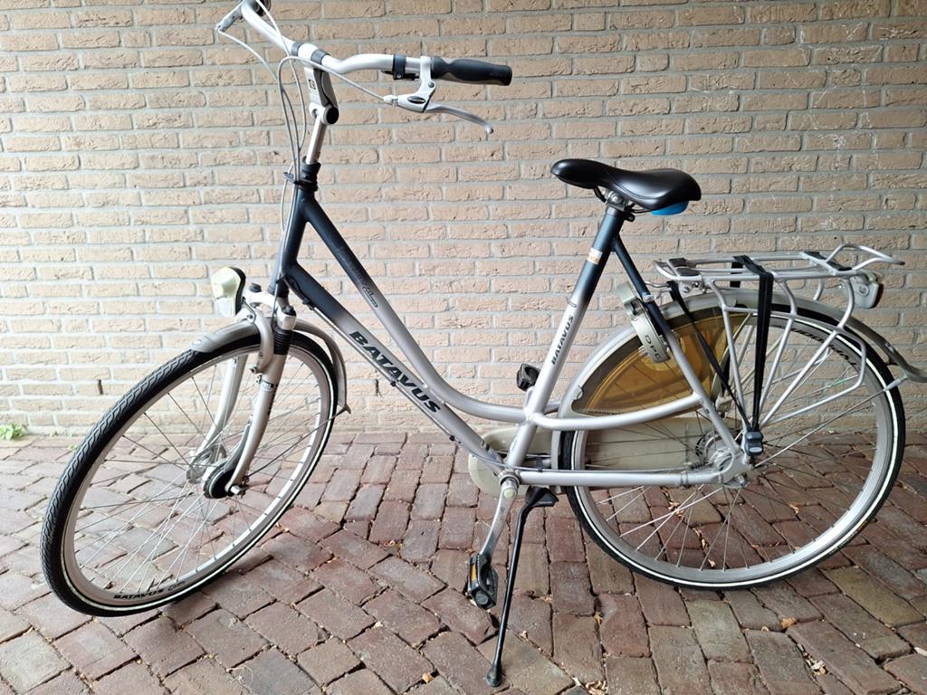 Damesfiets Batavus Zilvergrijs, Ophalen, Gebruikt, Versnellingen, Batavus
