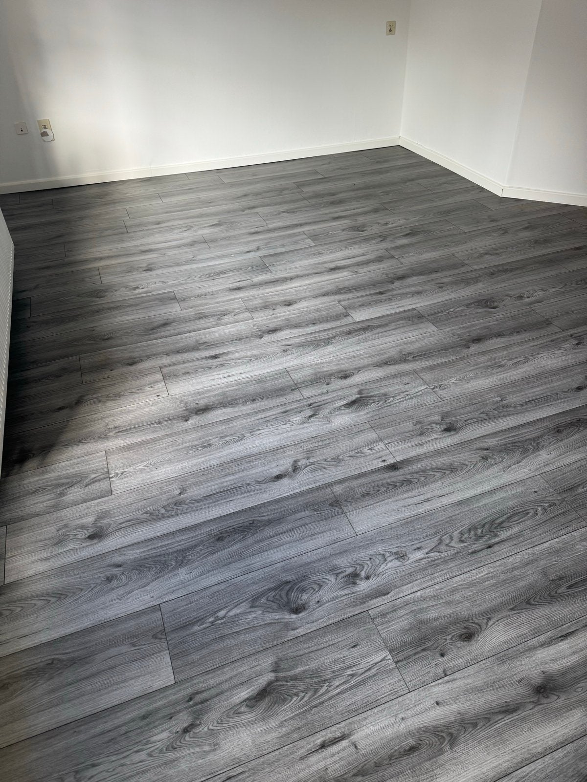 Nette laminaatvloer gratis af te halen (zelf uithalen), Ophalen, Zo goed als nieuw, 10 m² of meer, Hout