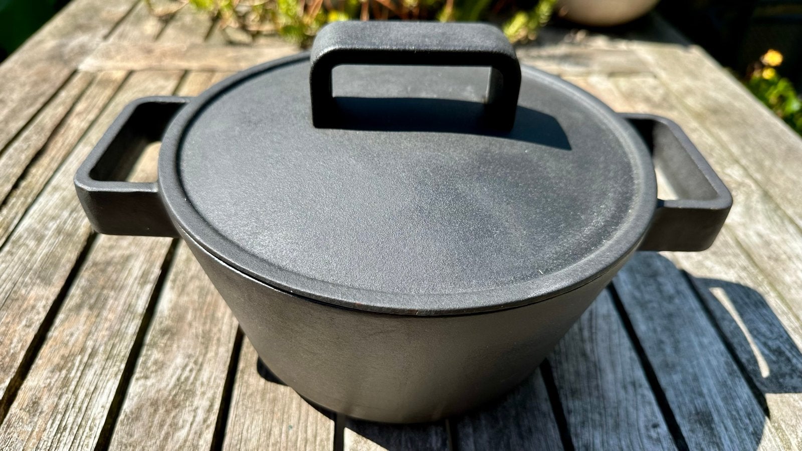 Iittala Sarpaneva Gietijzeren Kookpan 3L, Gietijzer, Met deksel, Ophalen of Verzenden, Zo goed als nieuw
