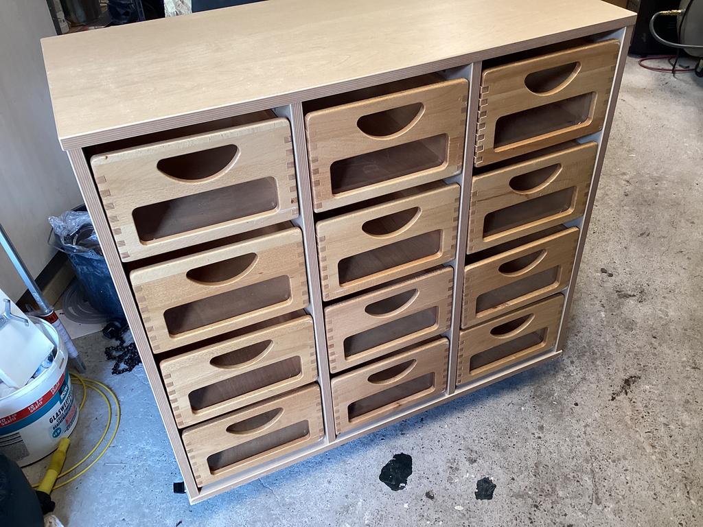 Uitstekende houten ladekast / keuzekast, Huis en Inrichting, Ophalen, 5 laden of meer, 50 tot 100 cm, Zo goed als nieuw