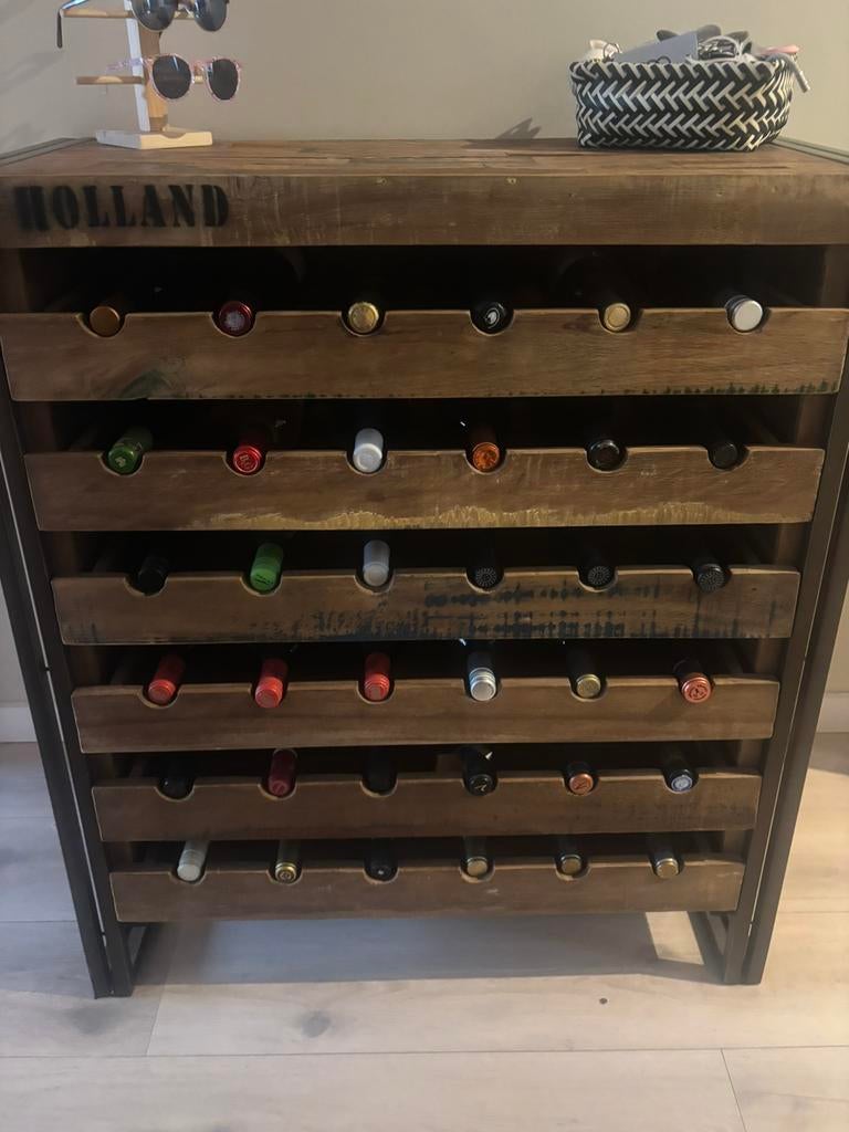 Wijnkast, Ophalen, Zo goed als nieuw, Hout, Minder dan 50 cm