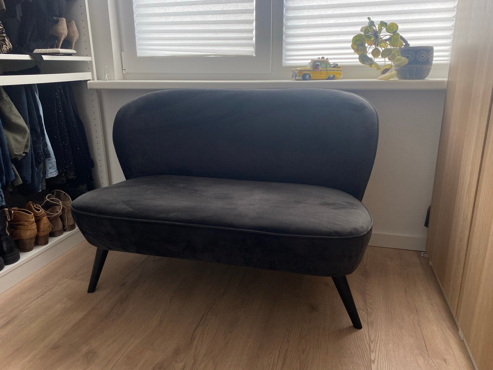 WOOOD Loveseat/bankje - Grijs - 110x72x73 cm, Ophalen, Zo goed als nieuw, Grijs, Stof