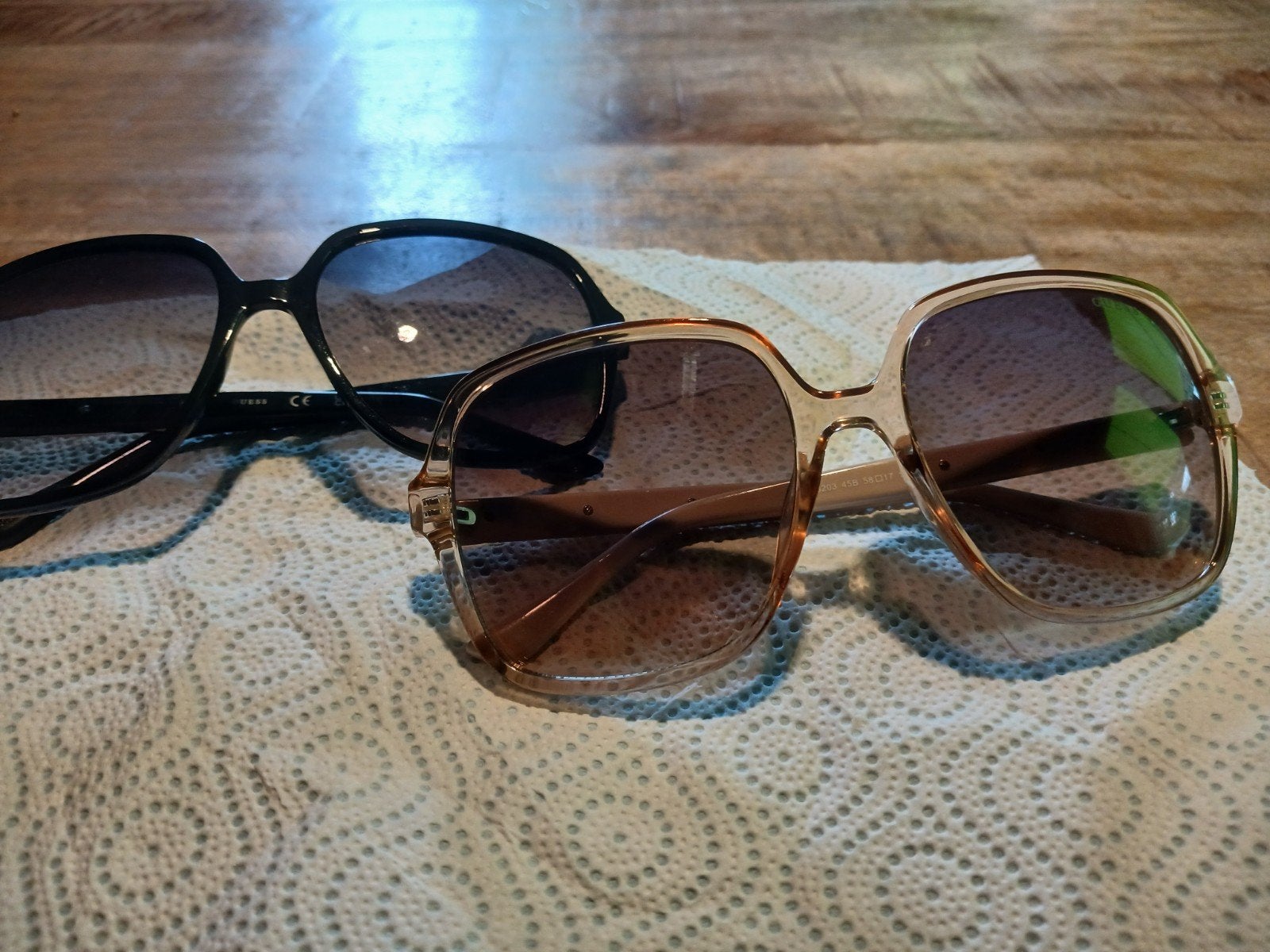 Nieuwe GUESS zonnebril., Ophalen of Verzenden, Nieuw, Zwart, Overige merken