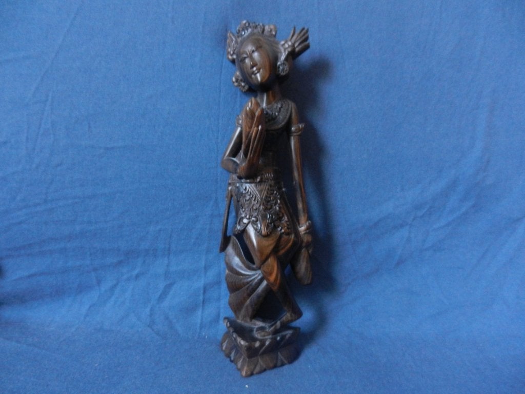 Fraaie coromandel sculptuur Danseres Indonesie Bali 27,5 cm, Antiek en Kunst, Ophalen of Verzenden, Handgemaakt, 20 - 50 cm, Beeld