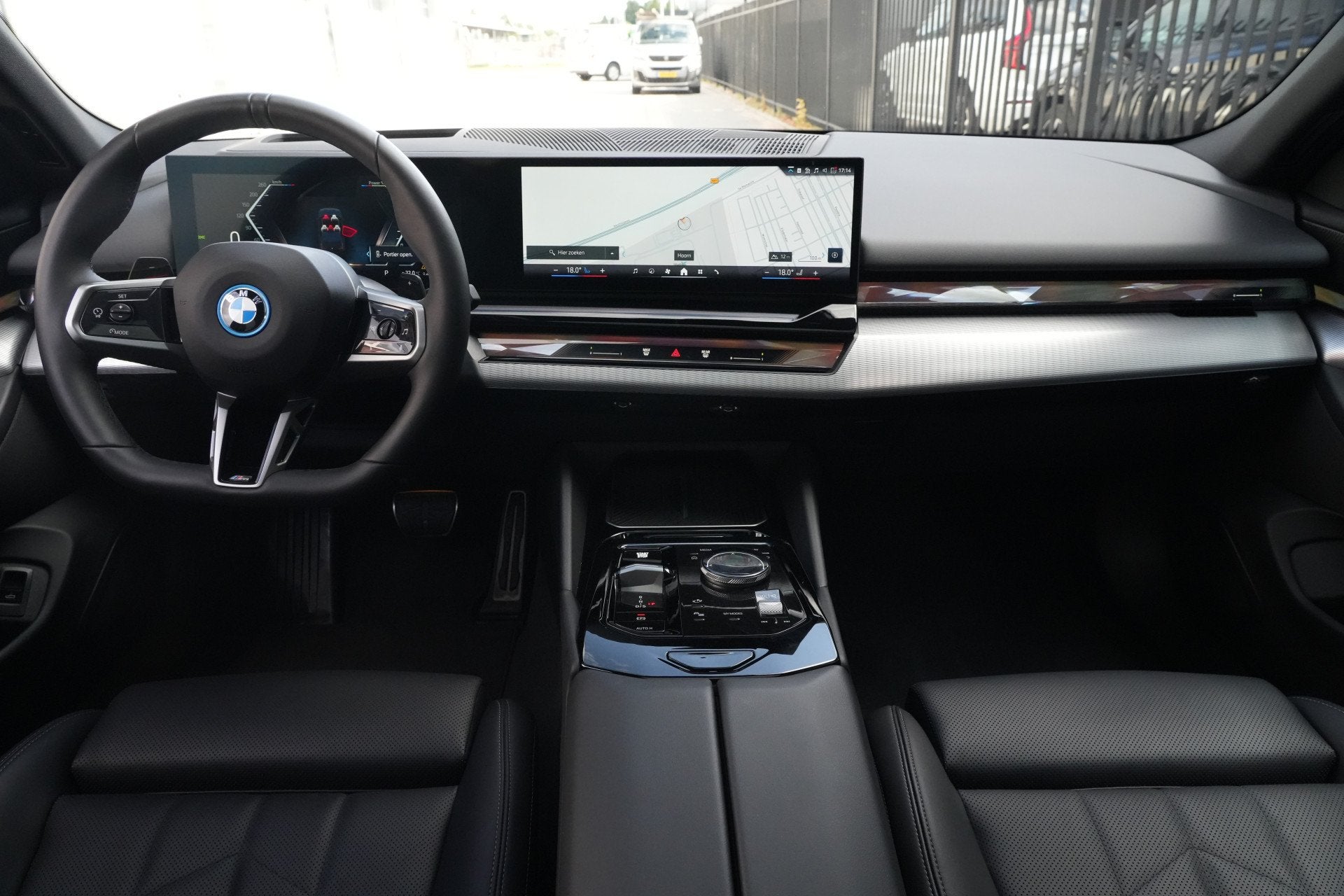 BMW 5 Serie 530e M Sport Edition | 300PK | Pano | Harman Kar, Auto's, Automaat, 1998 cc, Achterwielaandrijving, Gebruikt