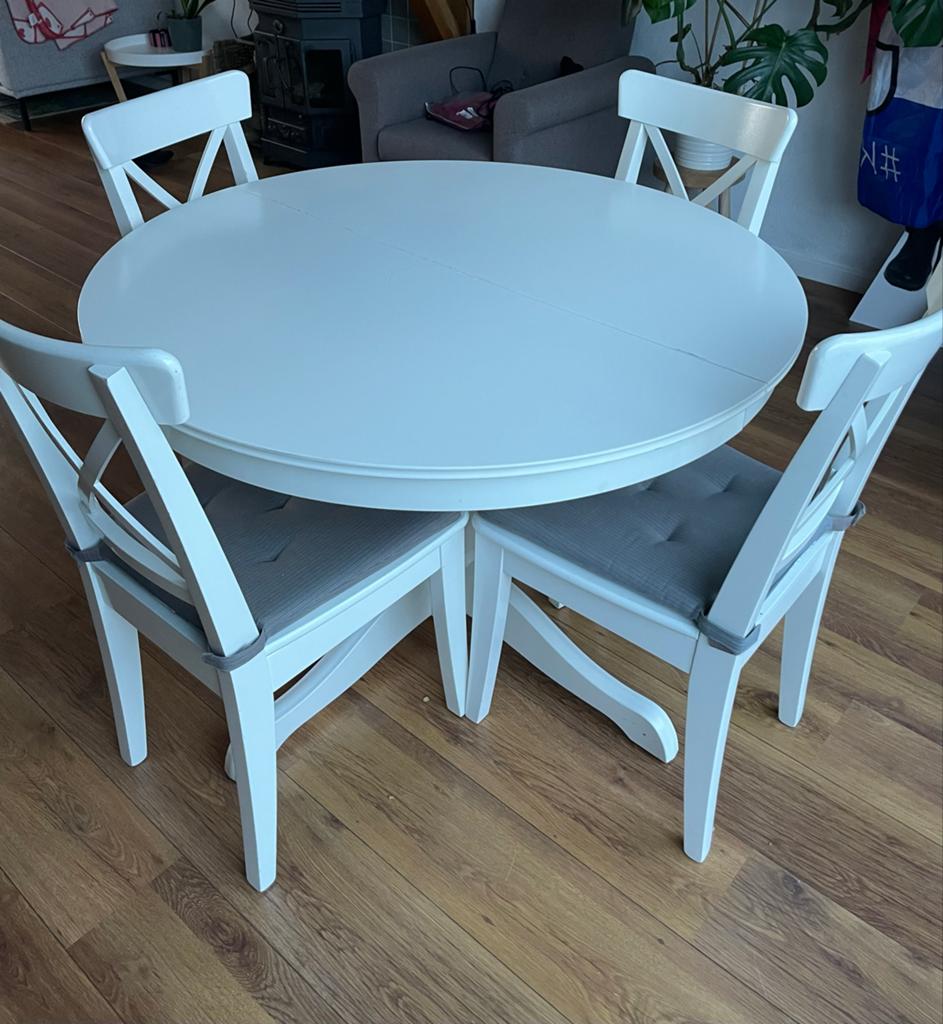 IKEA ROSENTORP uitschuifbare tafel met bijpassende stoelen, Ophalen, Gebruikt, 100 tot 150 cm, Rond