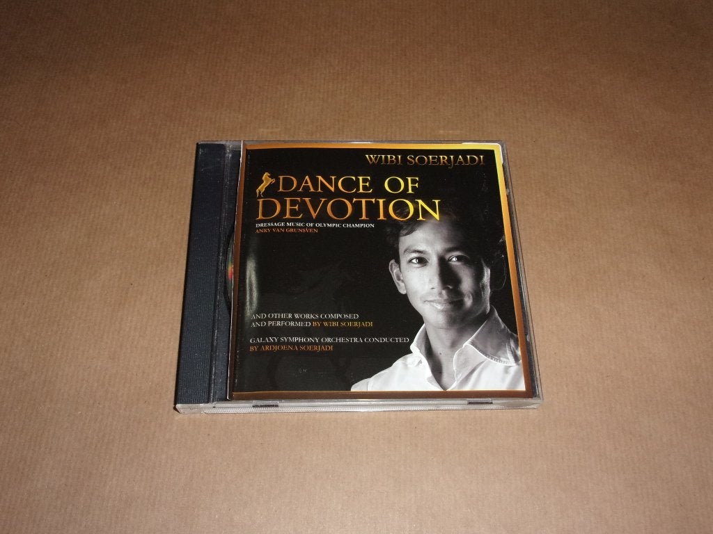 CD Wibi Soerjadi Dance Of Devotion, Ophalen of Verzenden, Zo goed als nieuw