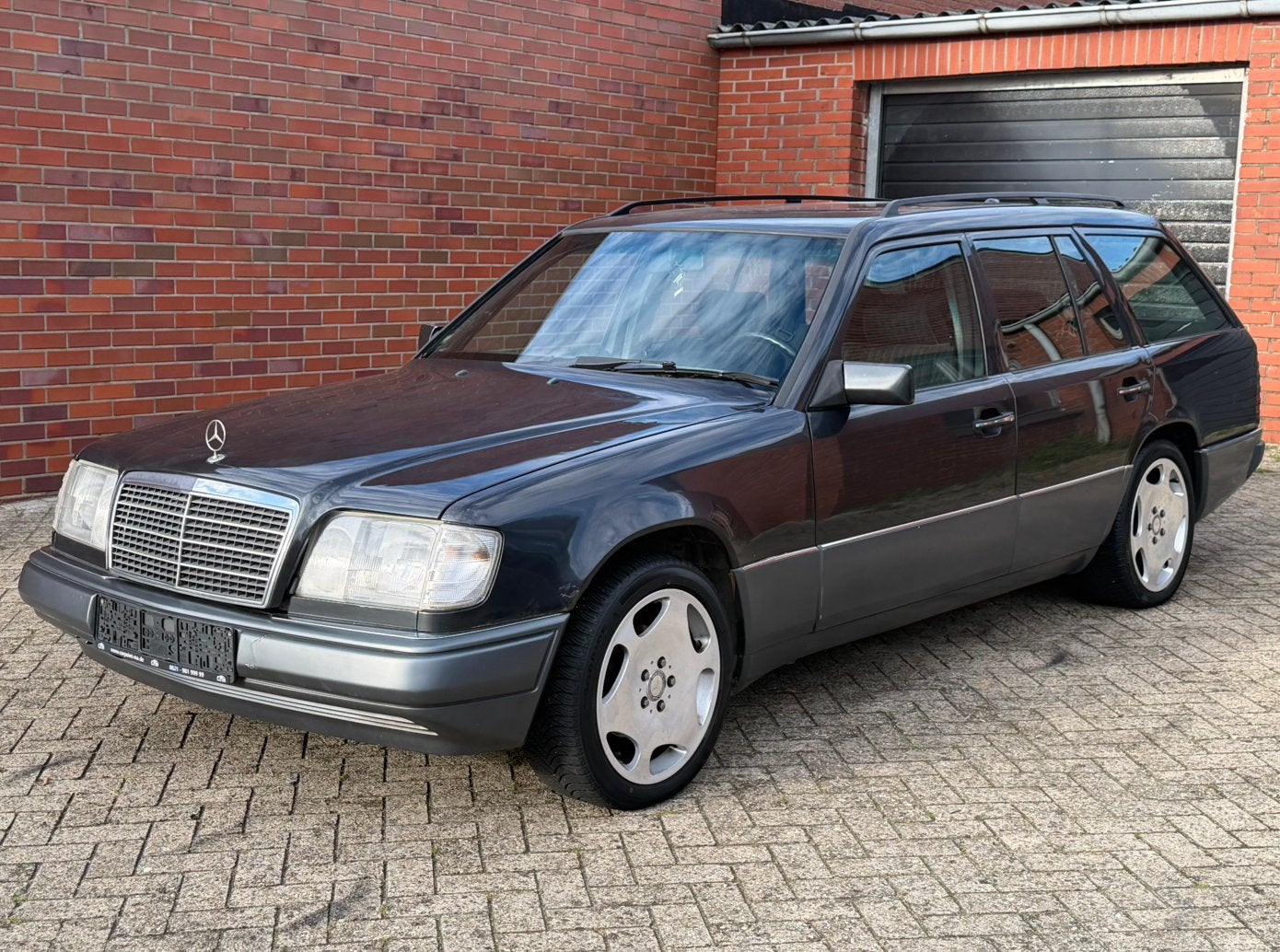 Mercedes Benz 230 TE S124 Automaat / cruise control / APK, Auto's, Bedrijf, Te koop