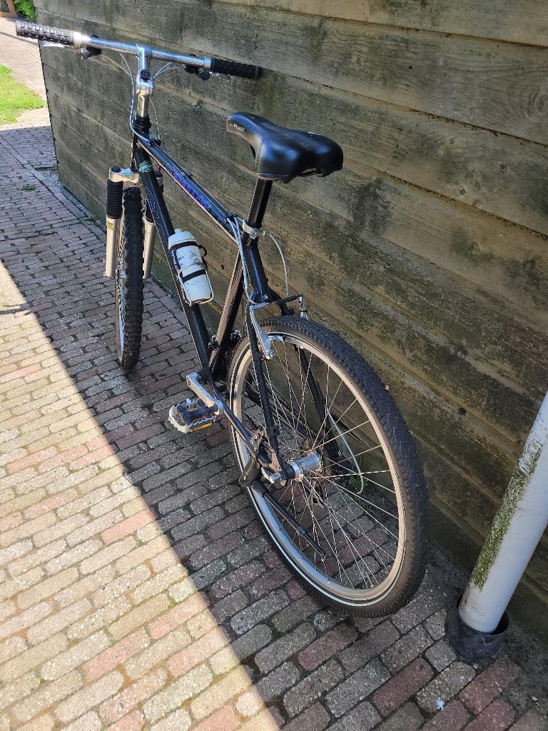 Mountainbike fiets Giant terrago, Fietsen en Brommers, Ophalen, Gebruikt, Velgrem, Giant