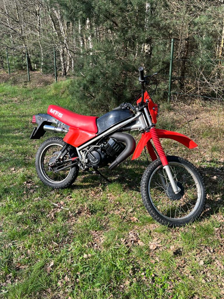 Honda MT5 uit 1987 met 70cc en veel extra onderdelen, Fietsen en Brommers, Ophalen, Gebruikt, Maximaal 45 km/u, MT