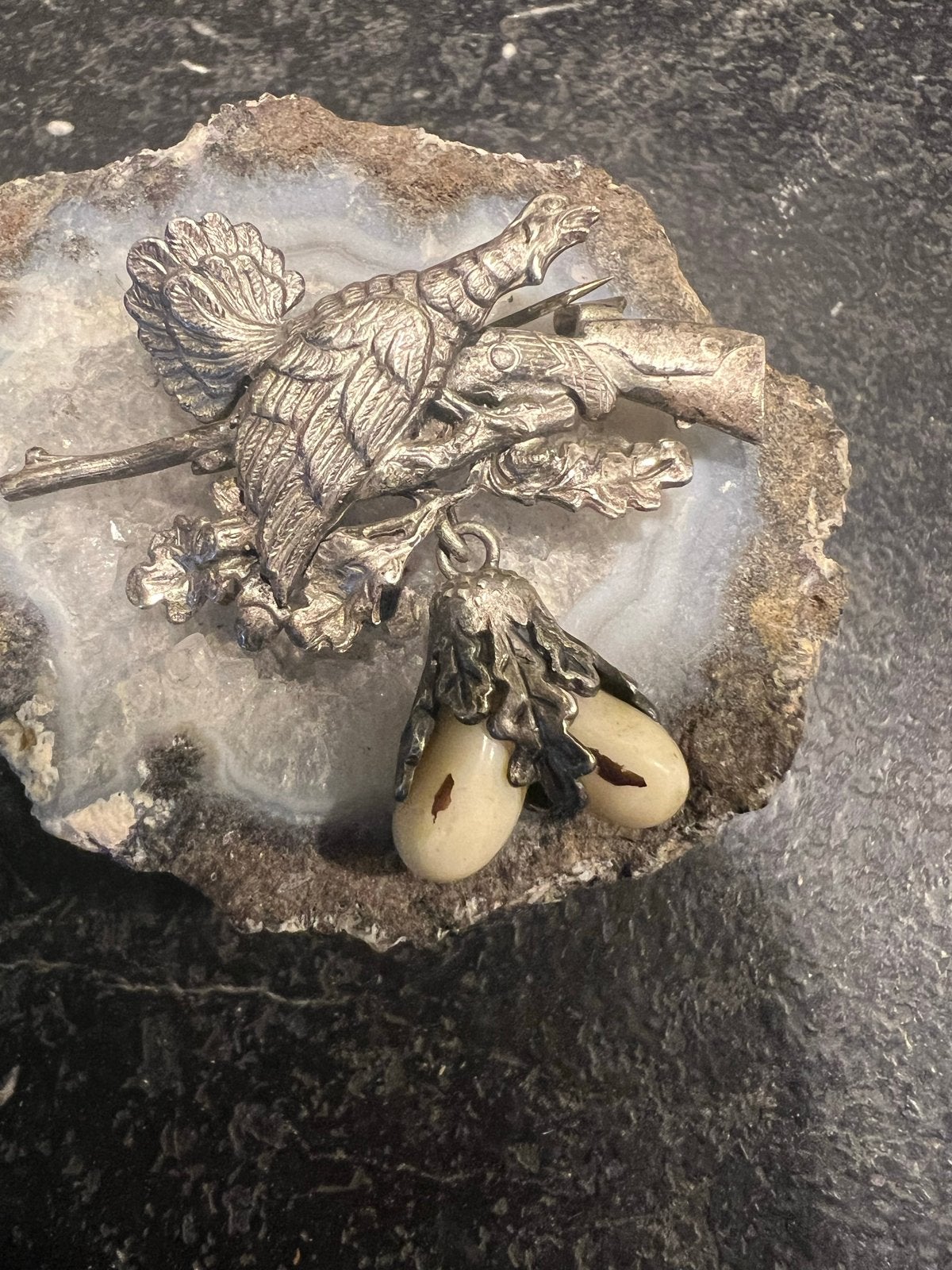 Vintage Broche met Jachtmotief en Hangers, Ophalen of Verzenden, Zilver, Broche