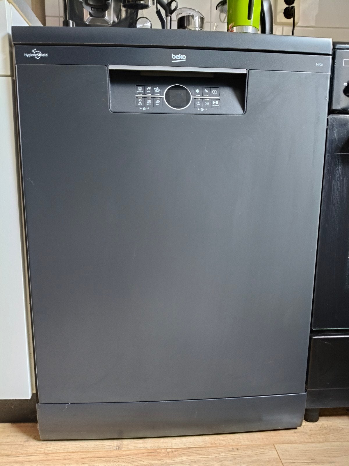Beko Vaatwasser 60cm - 3 jaar oud, Witgoed en Apparatuur, Ophalen, Gebruikt, Minder dan 85 cm, 60 cm of meer