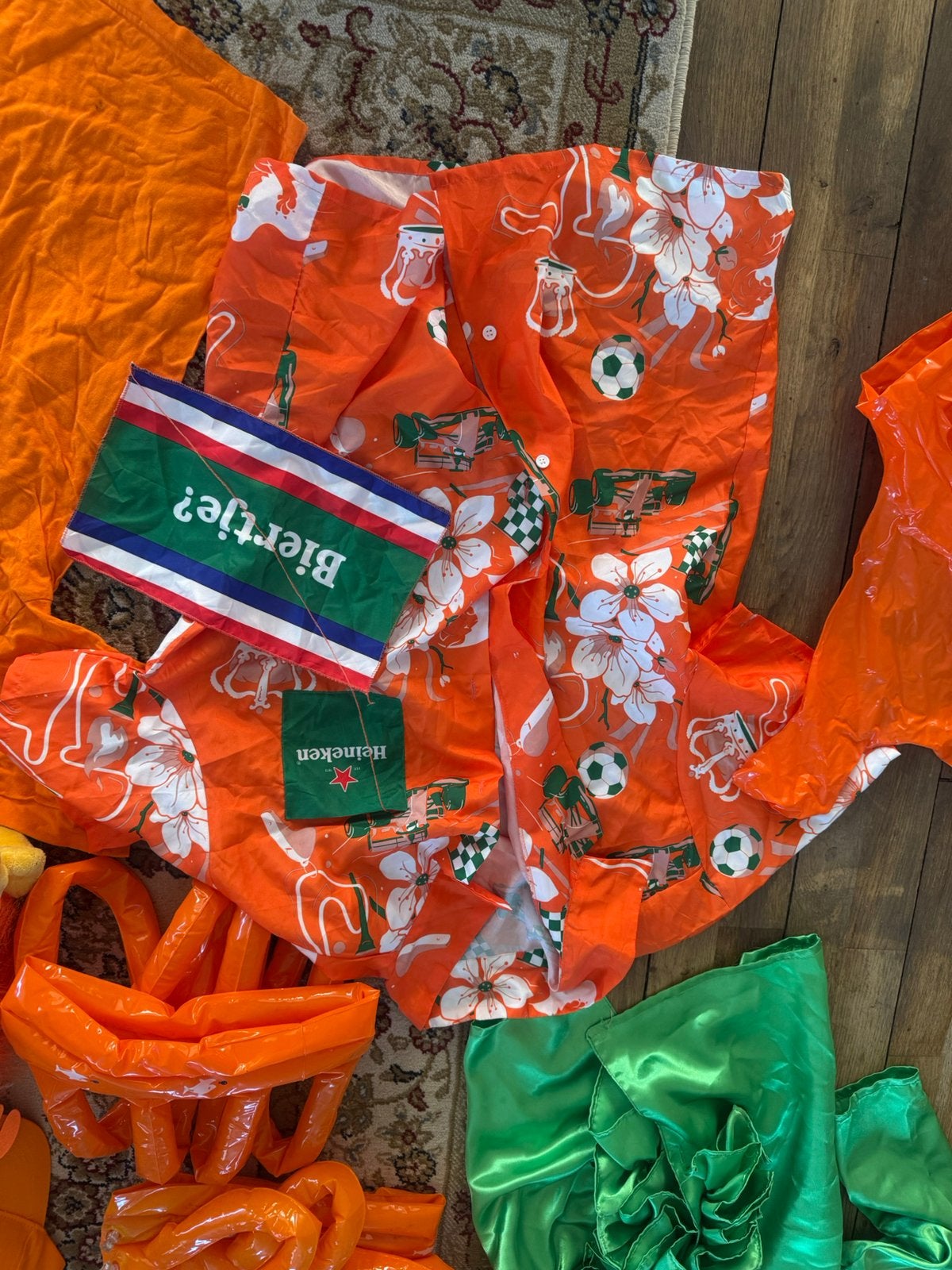 9x Oranje gadgets Ons Oranje, Koningsdag, Hobby en Vrije tijd, Ophalen of Verzenden, Gebruikt, Oranje of Koningsdag