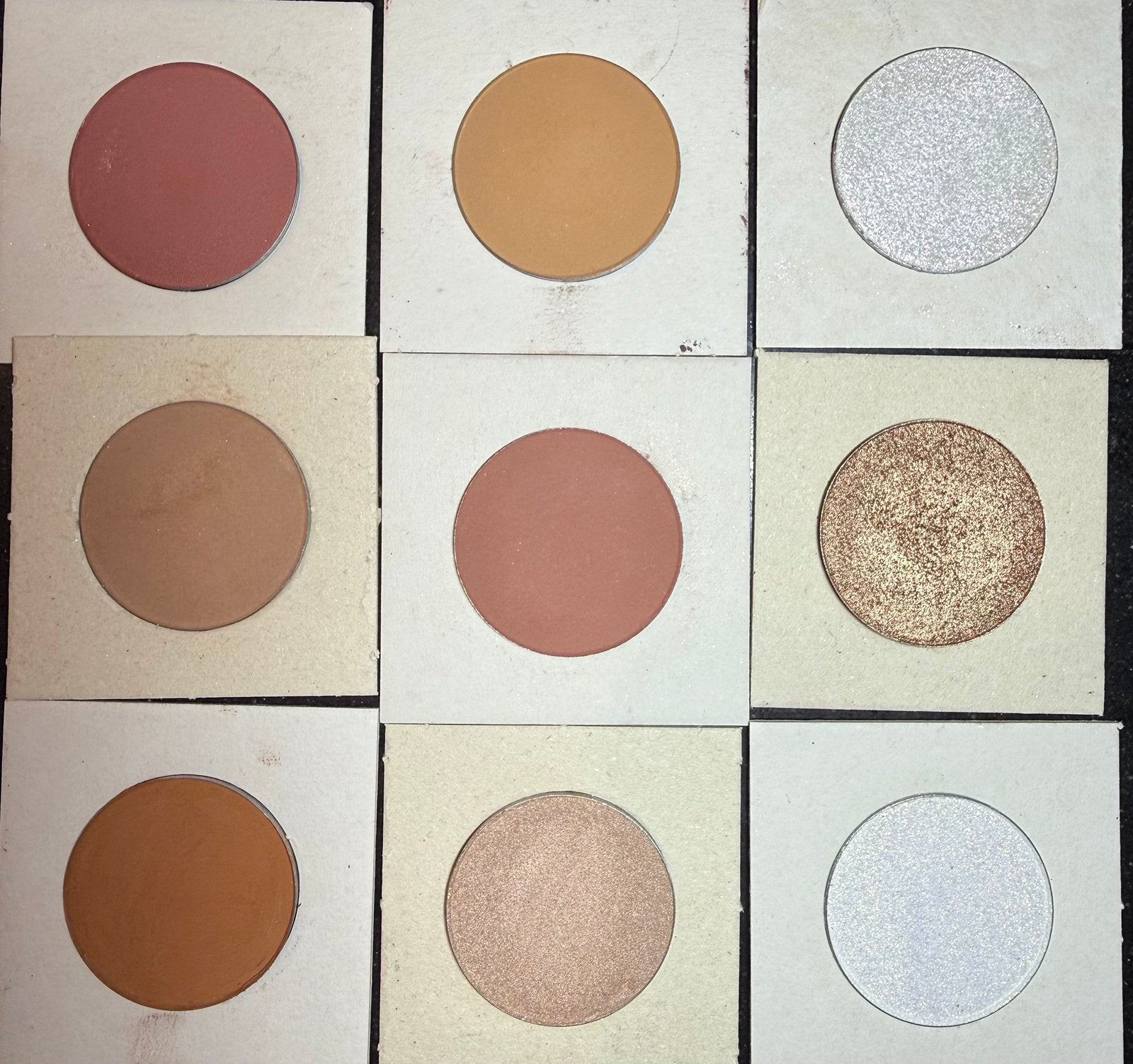 L’oyé diverse oogschaduw kleuren, Nieuw, Ophalen of Verzenden, Make-up, Overige kleuren