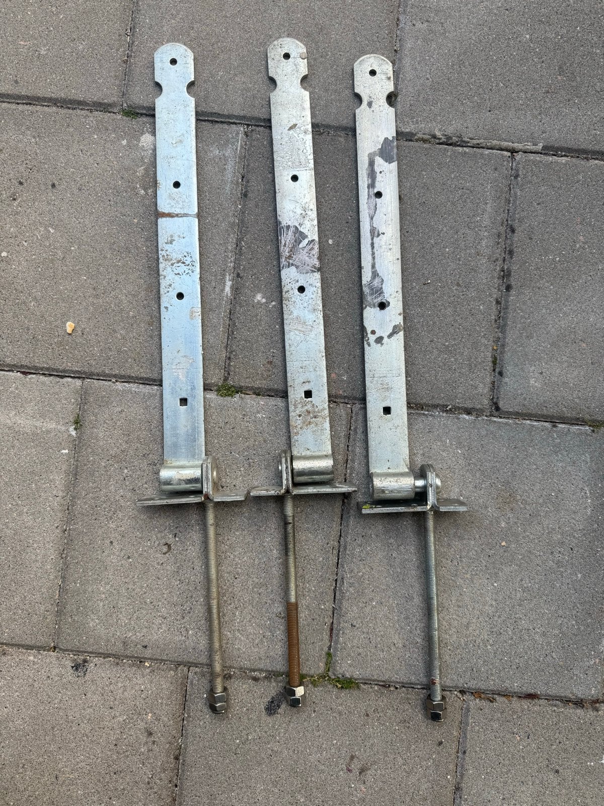 Set van 3 verzinkte hengen met plaatduim, Ophalen, Gebruikt, 250 mm of meer, Overige typen