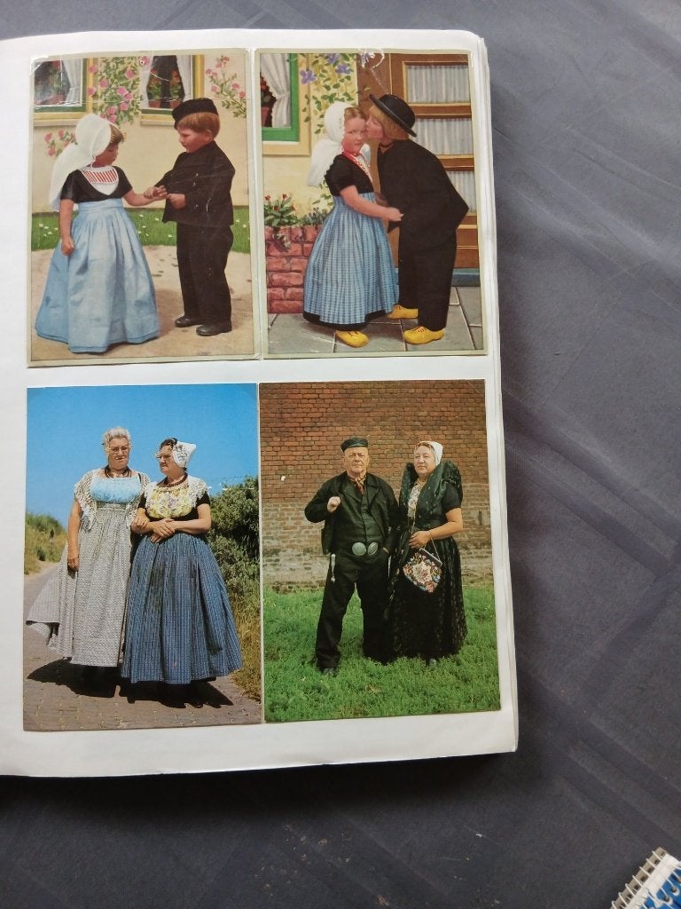 klederdracht kaarten(150, Ophalen, Ongelopen, Zeeland