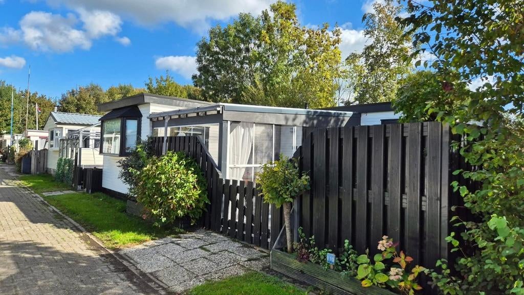 Goed onderhouden chalet op prachtige locatie nabij Giethoorn