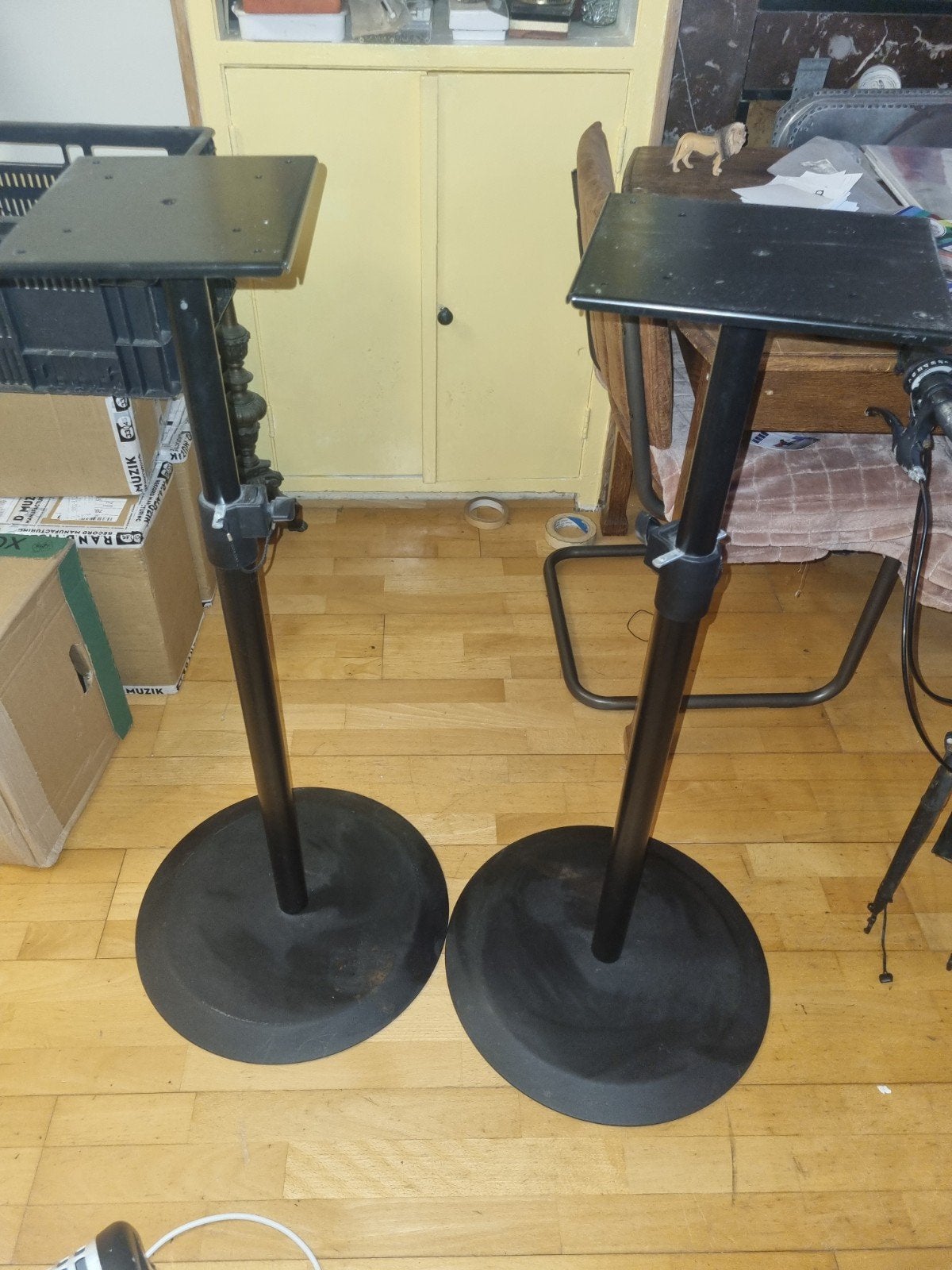 König & Meyer Monitorstandaards (set van 2), Ophalen of Verzenden, Gebruikt, Instrumentstandaard, Speaker