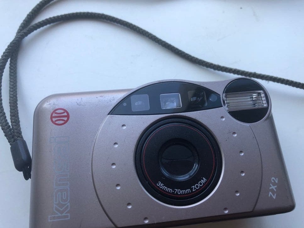 Leica Kansai ZX2 clone Compact Camera  35mm-70mm Zoom, Audio, Tv en Foto, Fotocamera's Analoog, Ophalen of Verzenden, Gebruikt