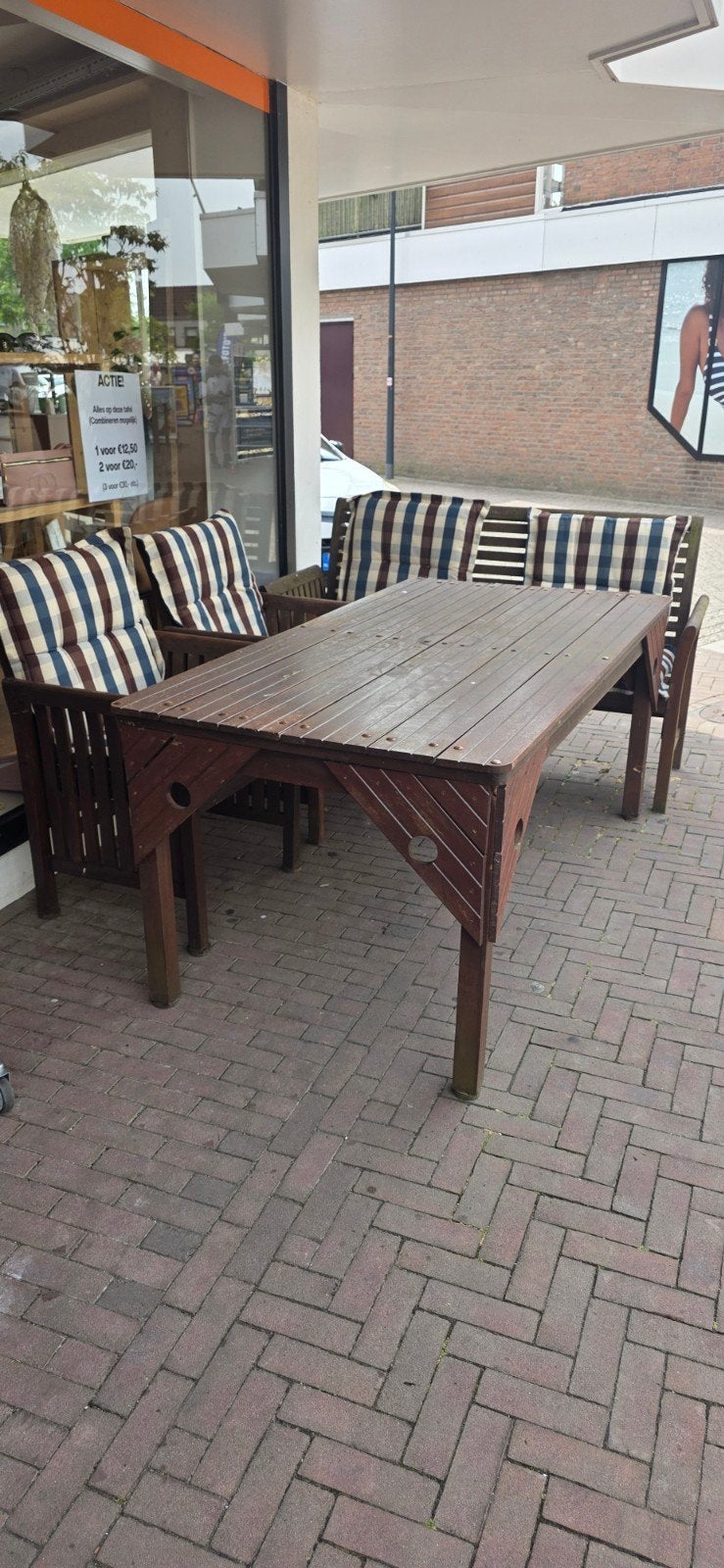 Complete Tuinset - Direct Beschikbaar Tegen Aannemelijk Bod, Ophalen