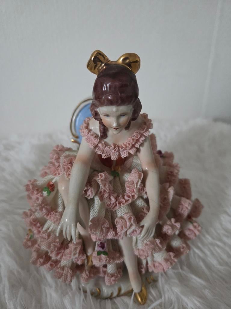 Porcelain doll, Verzamelen, Ophalen, Zo goed als nieuw, Stoffen beer, Overige merken