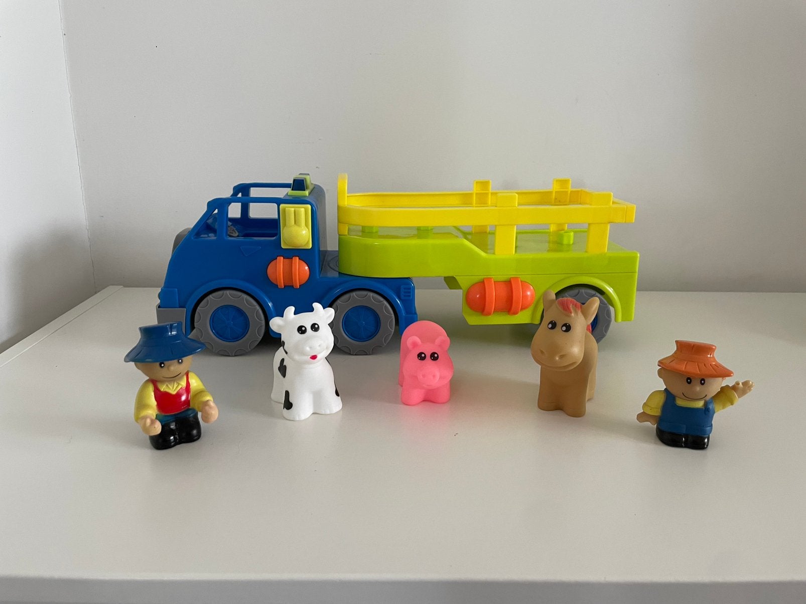 Boerderijvrachtwagen met geluid, poppetjes & dieren, Ophalen of Verzenden, Gebruikt, Jongen of Meisje