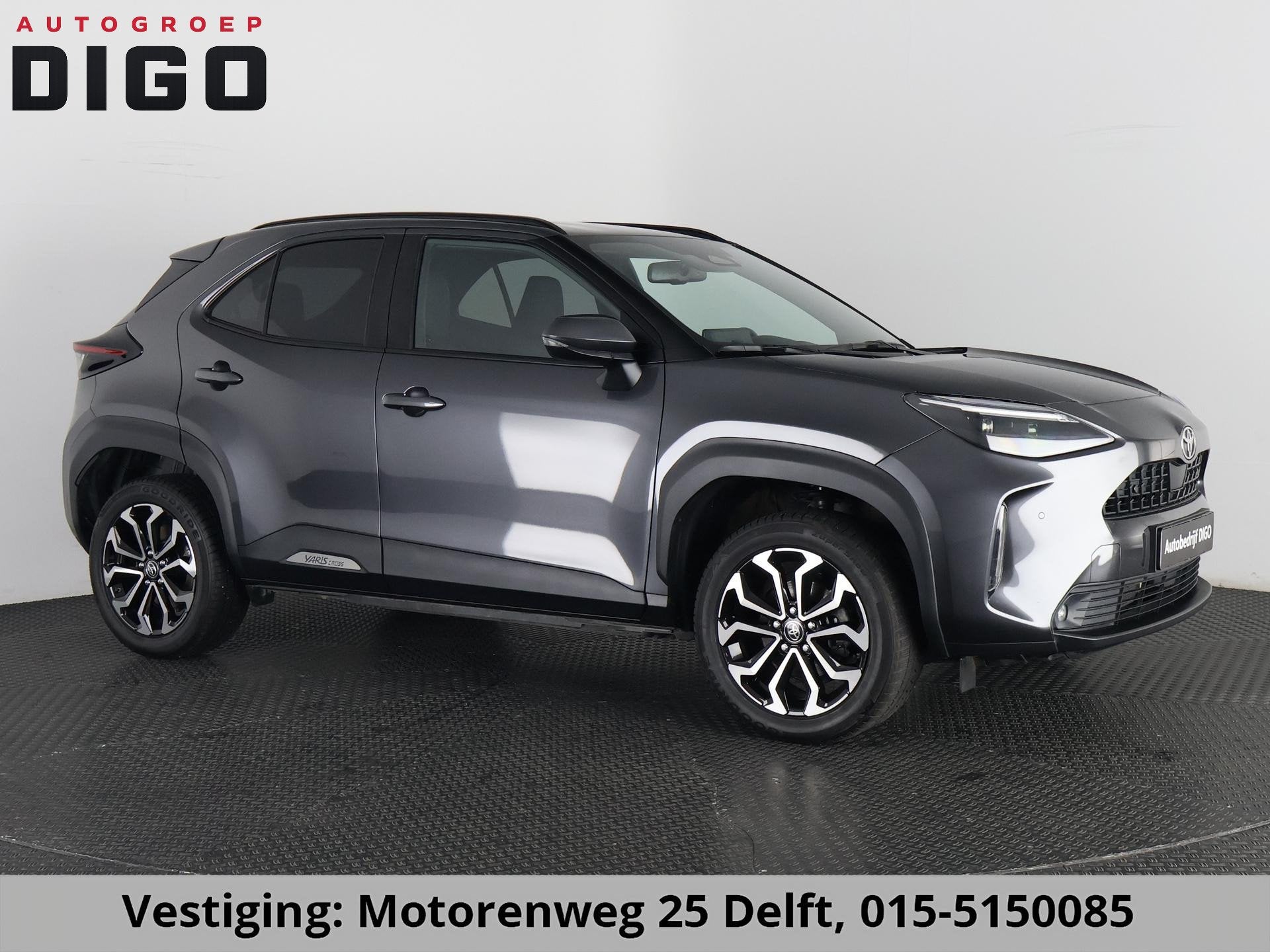 Toyota Yaris Cross 1.5 HYBRIDE DYNAMIC LUXURY GARANTIE TOT 2, Auto's, Dealer onderhouden, Stof, Gebruikt, Euro 6