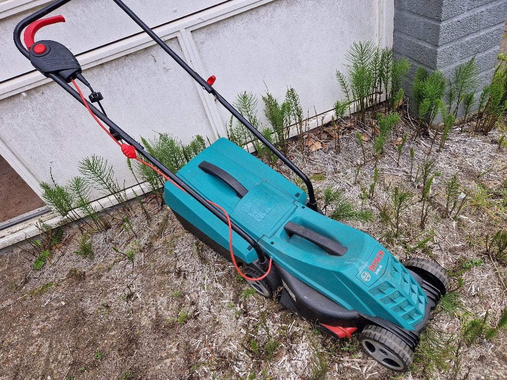 Bosch Rotak 32 grasmaaier elektrisch, gebruikt, Ophalen of Verzenden, Gebruikt, 50 cm of meer