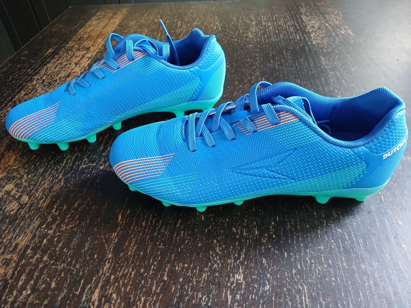 Nieuwe voetbalschoenen maat 39, Maat XS of kleiner, Ophalen, Nieuw, Schoenen