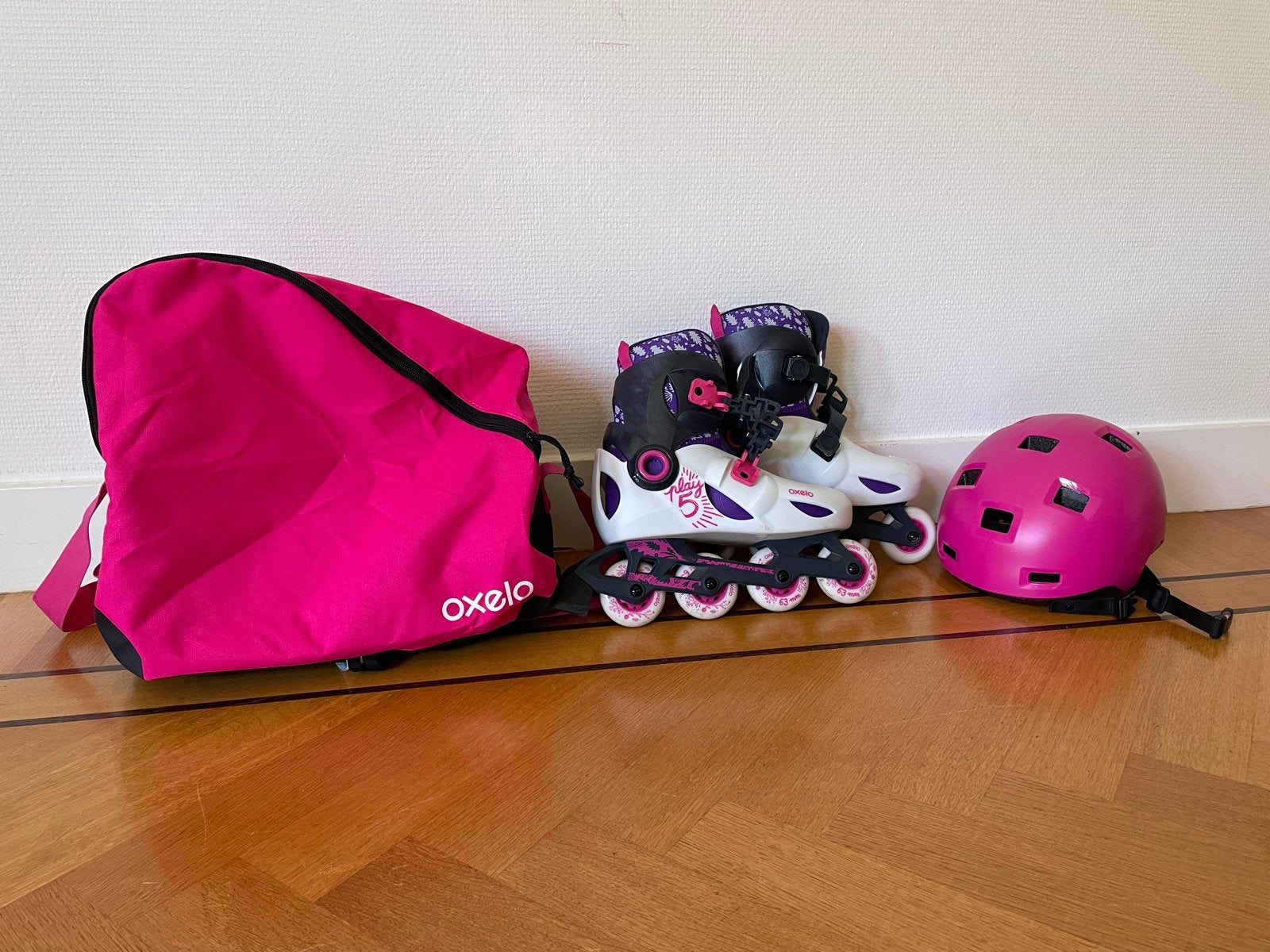 Oxelo skeelers maat 34-36 met helm, valbescherming en tas, Sport en Fitness, Overige merken, Kinderen, Ophalen of Verzenden, Inline skates 4 wielen
