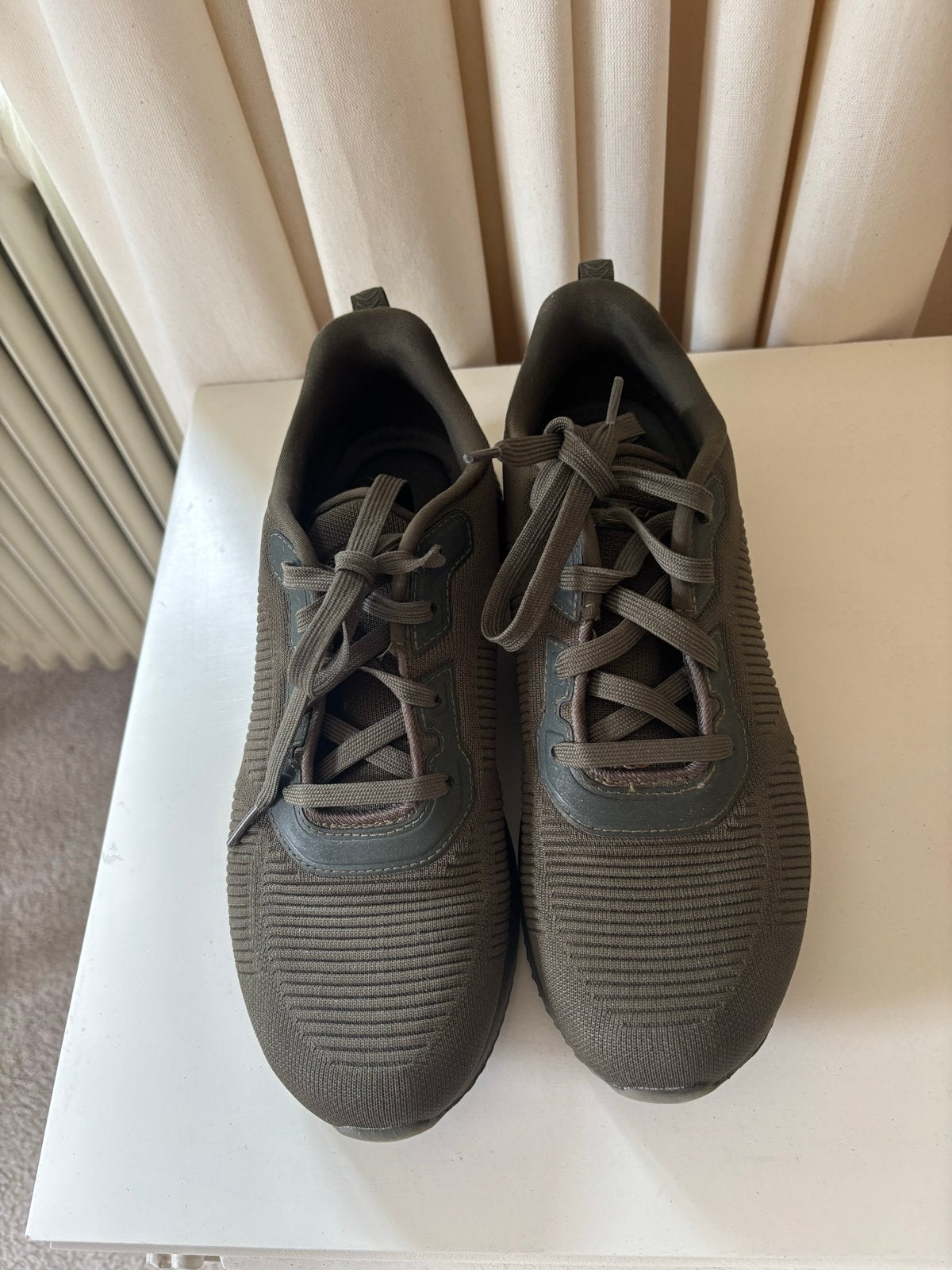 Skechers Bobs Squad Sneakers - Olijfgroen, Ophalen of Verzenden, Zo goed als nieuw, Groen, Sneakers of Gympen
