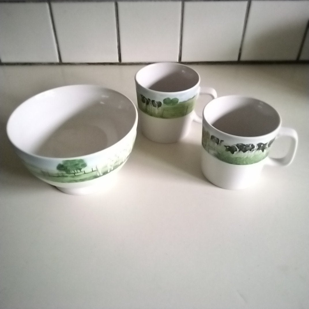Wiebe van der Zee  grote kom schaapjes en koeien  mokken, Ophalen of Verzenden, Porselein, Overige stijlen, Kop(pen) en/of Schotel(s)