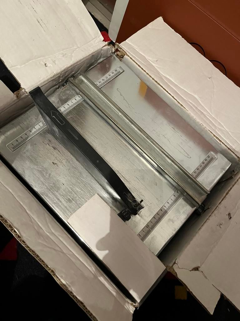 Tegel zaag apparaat Toledo, Ophalen, Minder dan 30 mm, Gebruikt, Overige typen